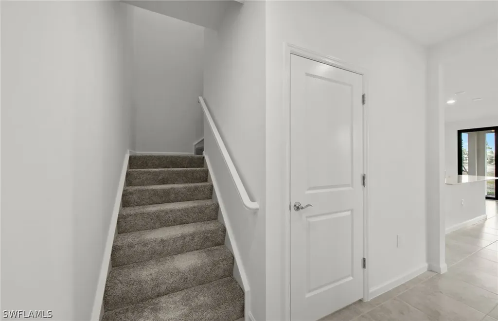 1562 Lake Jessup Circle Cape Coral FL 33909