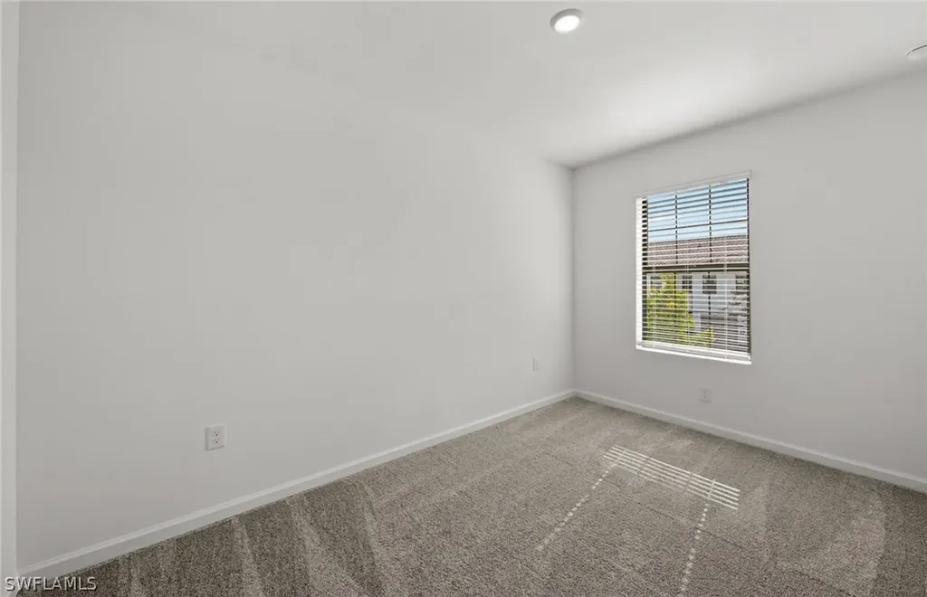 1562 Lake Jessup Circle Cape Coral FL 33909