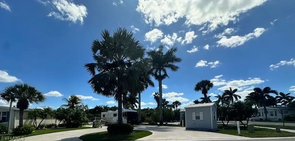 1169 Diamond Lake Circle Naples FL 34114