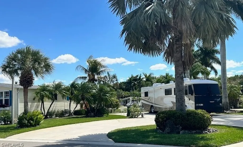 1169 Diamond Lake Circle Naples FL 34114