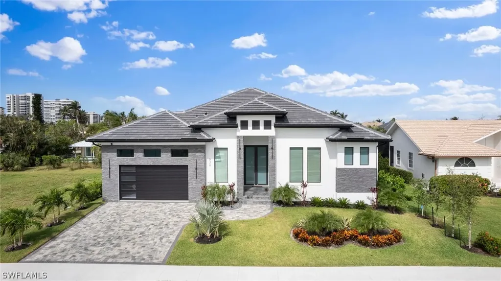 930 Sycamore Court Marco Island FL 34145