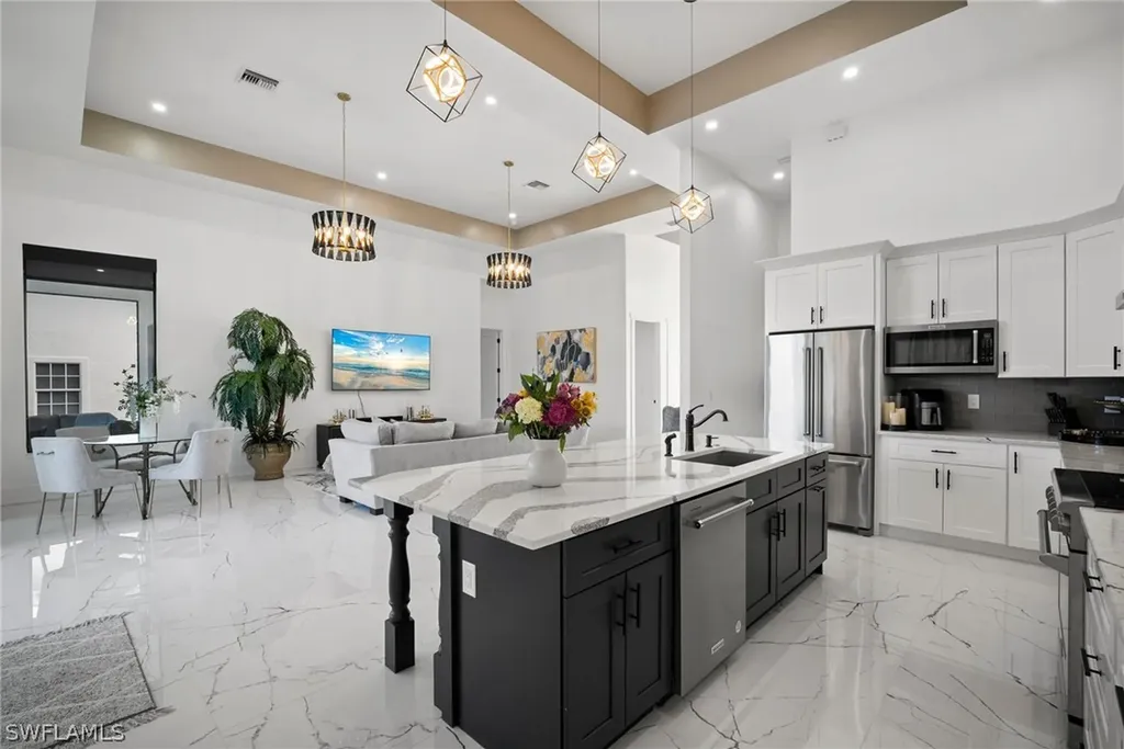 930 Sycamore Court Marco Island FL 34145