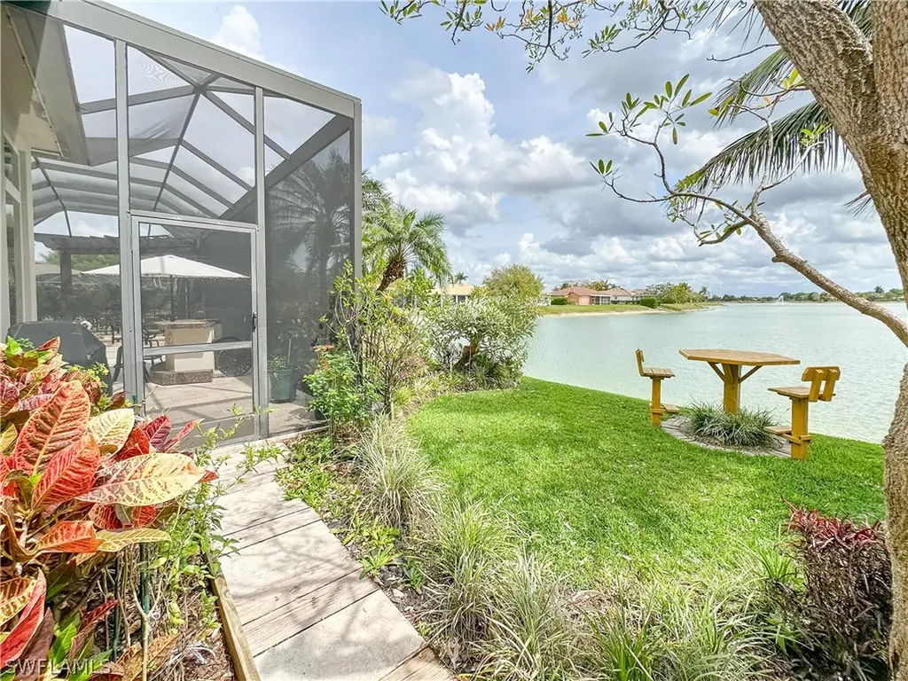1034 Port Orange Way Naples FL 34120
