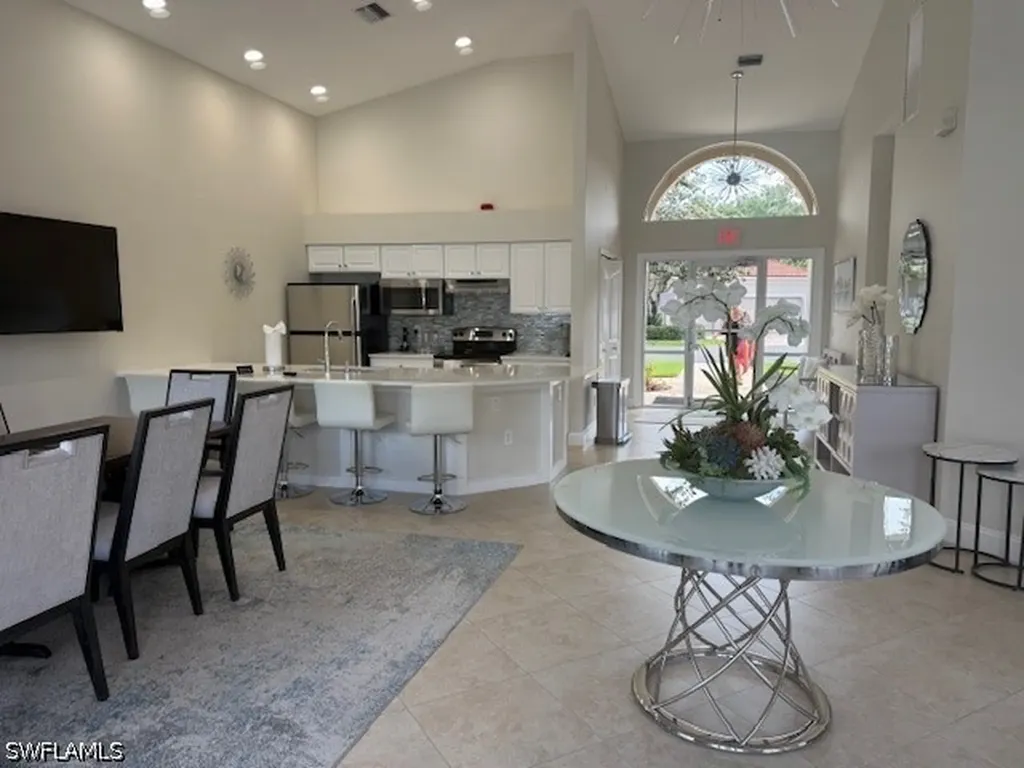 6240 Reserve Circle Naples FL 34119