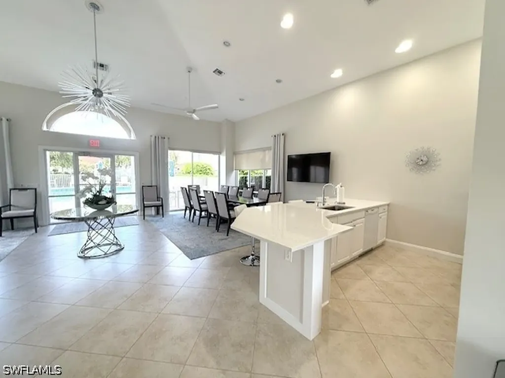 6240 Reserve Circle Naples FL 34119