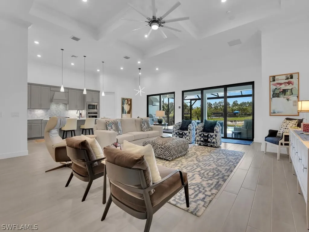 7229 Wiregrass Court Naples FL 34114