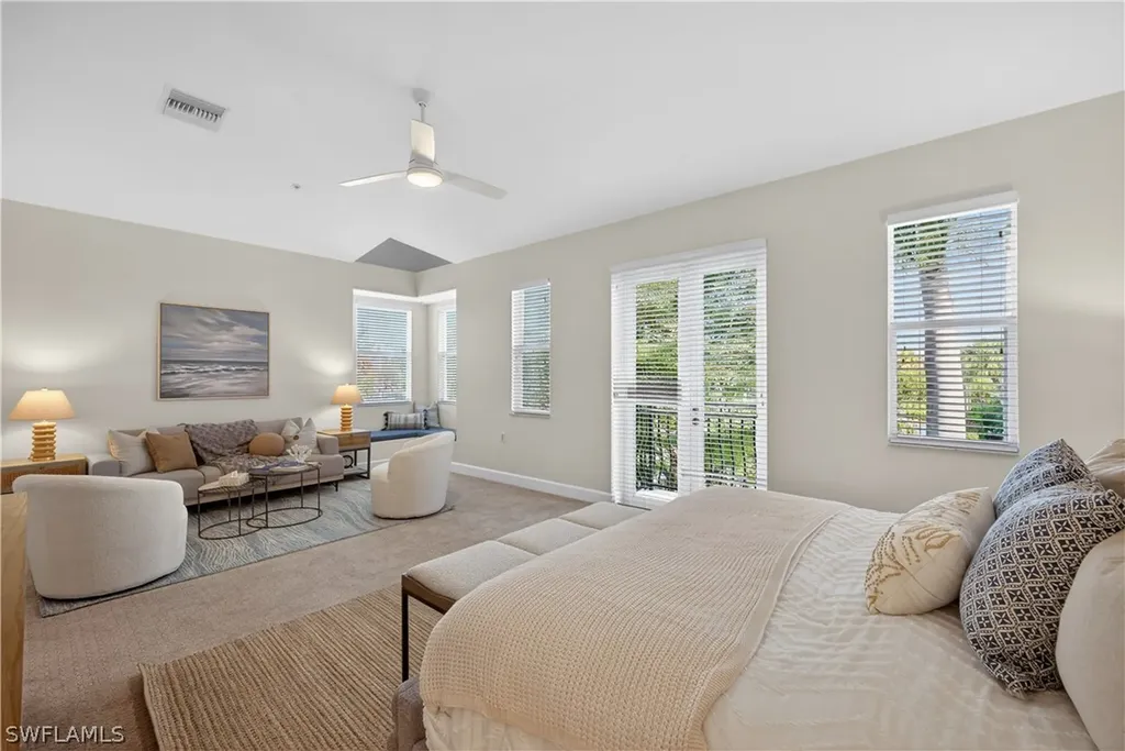 552 11th Avenue S Naples FL 34102