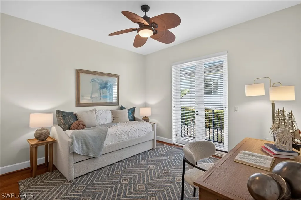 552 11th Avenue S Naples FL 34102
