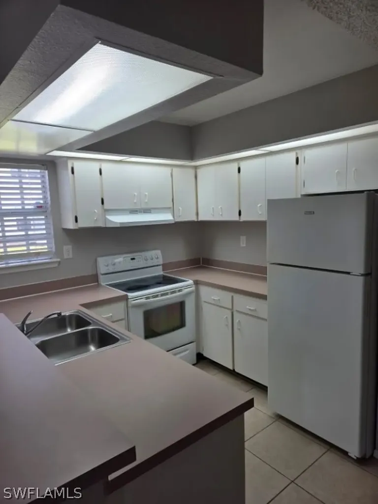 1989 Rookery Bay Drive Naples FL 34114