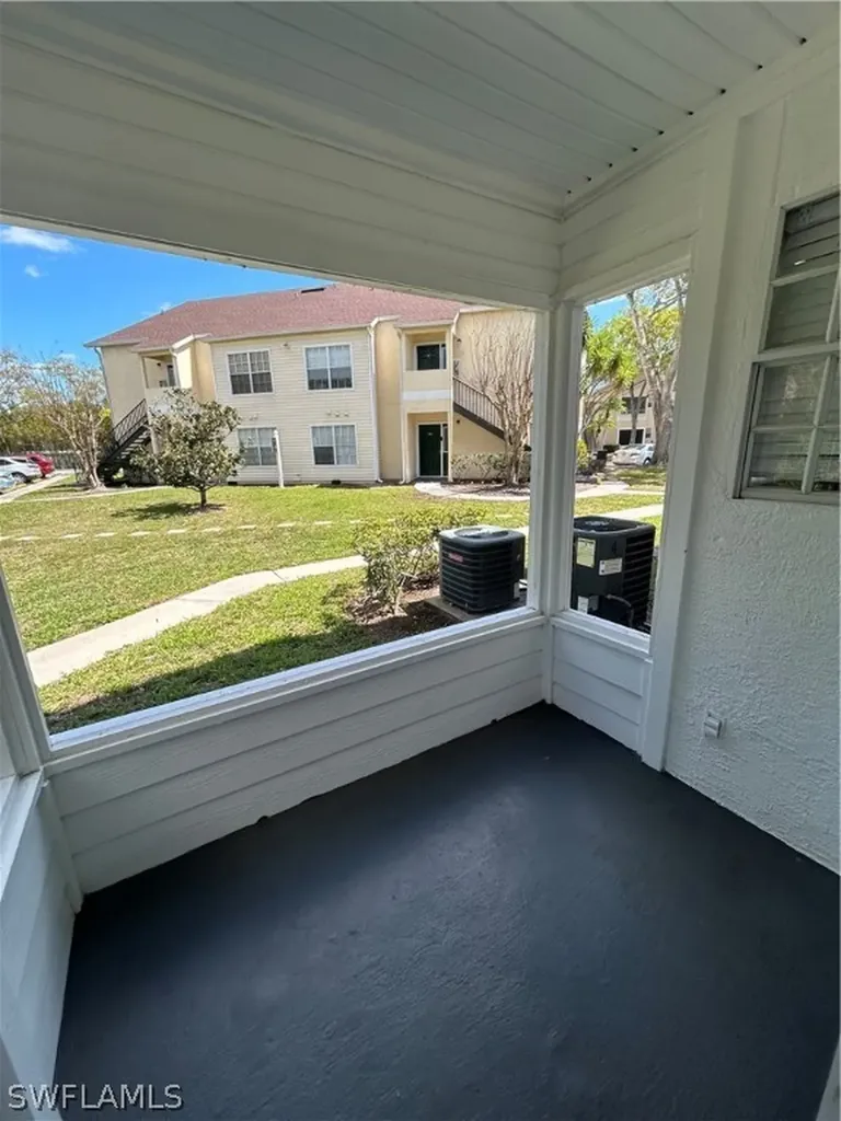 1989 Rookery Bay Drive Naples FL 34114