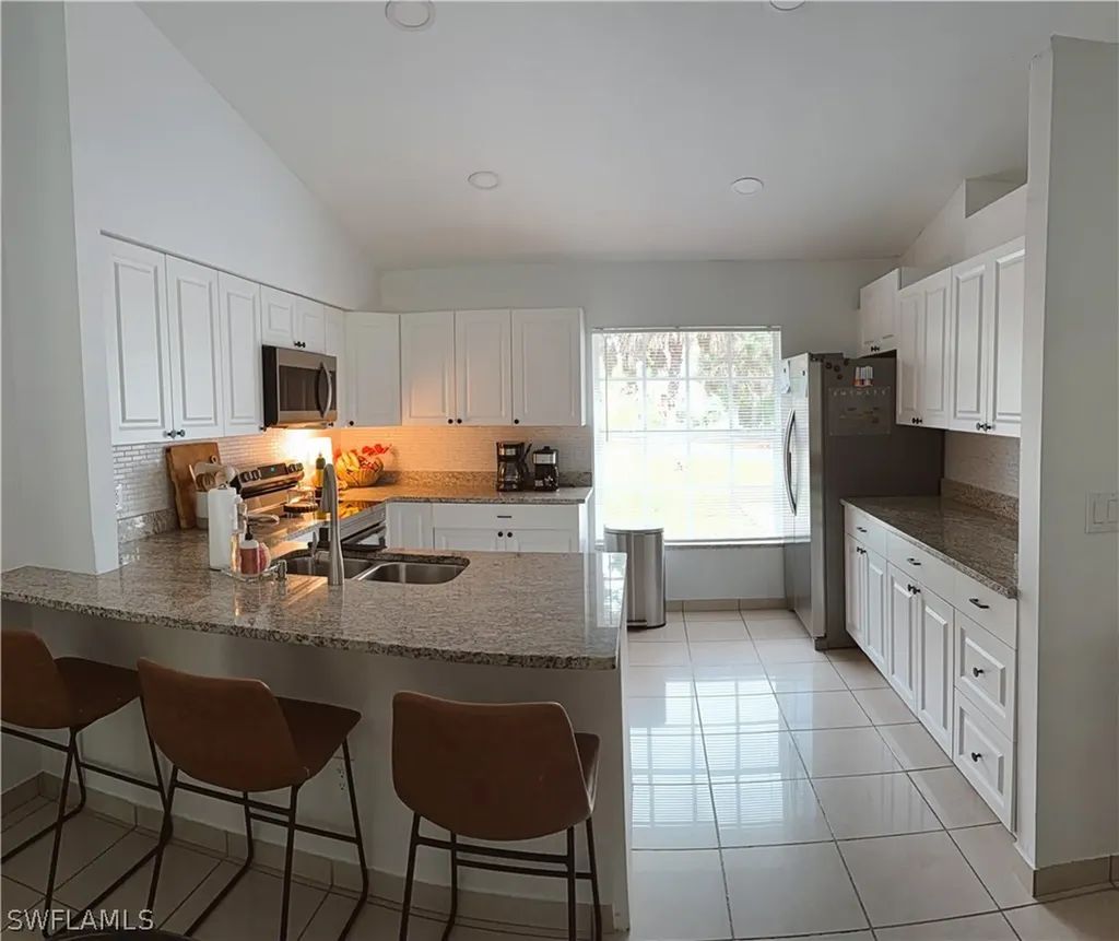 1071 18th Avenue NE Naples FL 34120