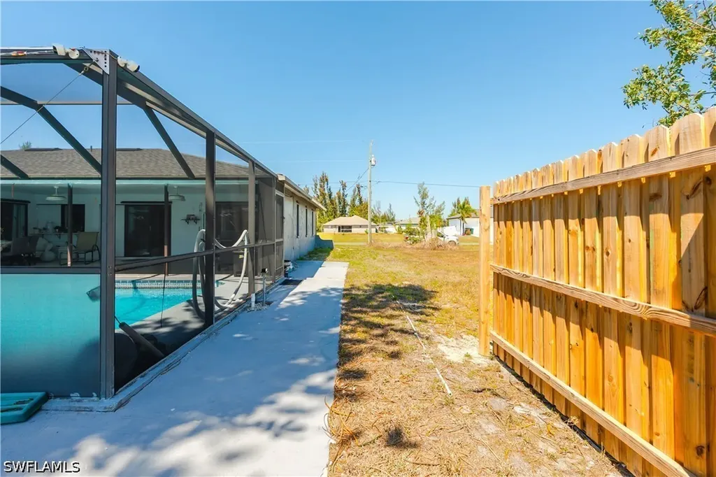 2908 NW 9th Terrace Cape Coral FL 33993