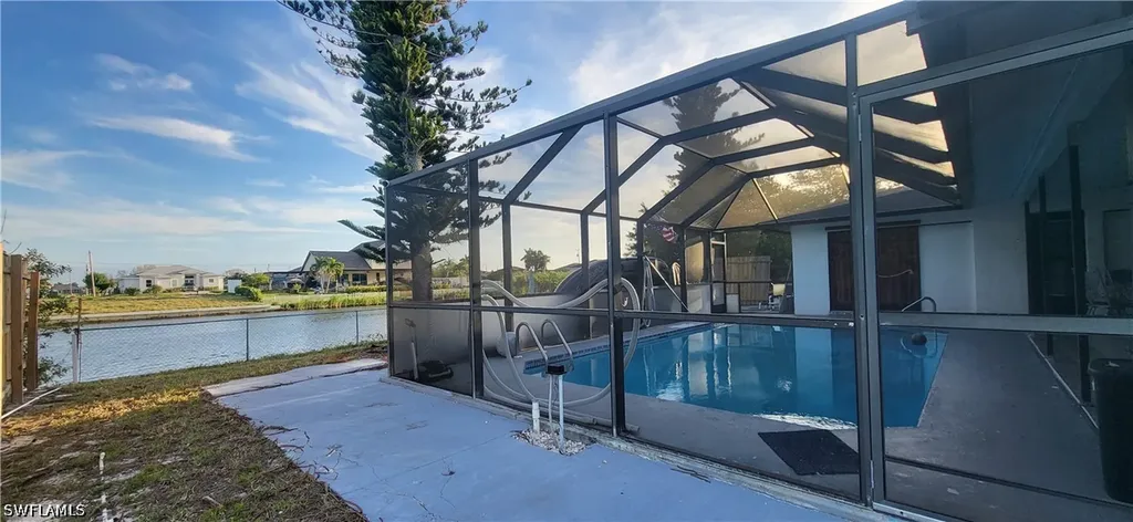 2908 NW 9th Terrace Cape Coral FL 33993
