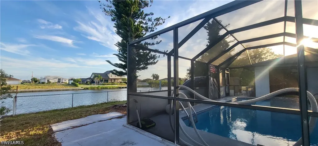 2908 NW 9th Terrace Cape Coral FL 33993