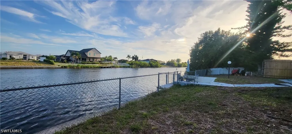 2908 NW 9th Terrace Cape Coral FL 33993
