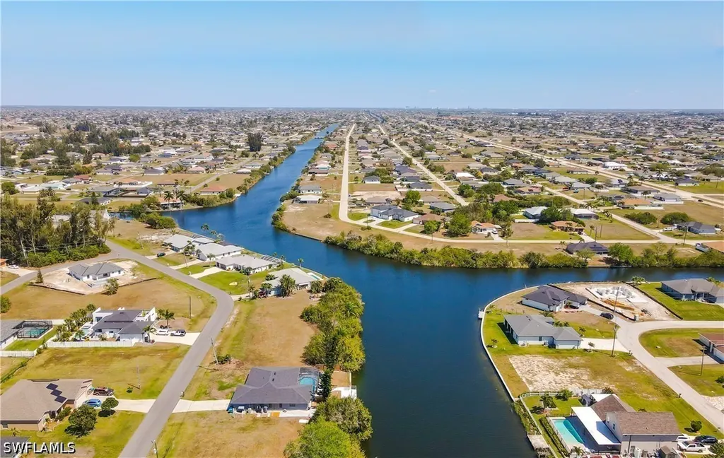2908 NW 9th Terrace Cape Coral FL 33993