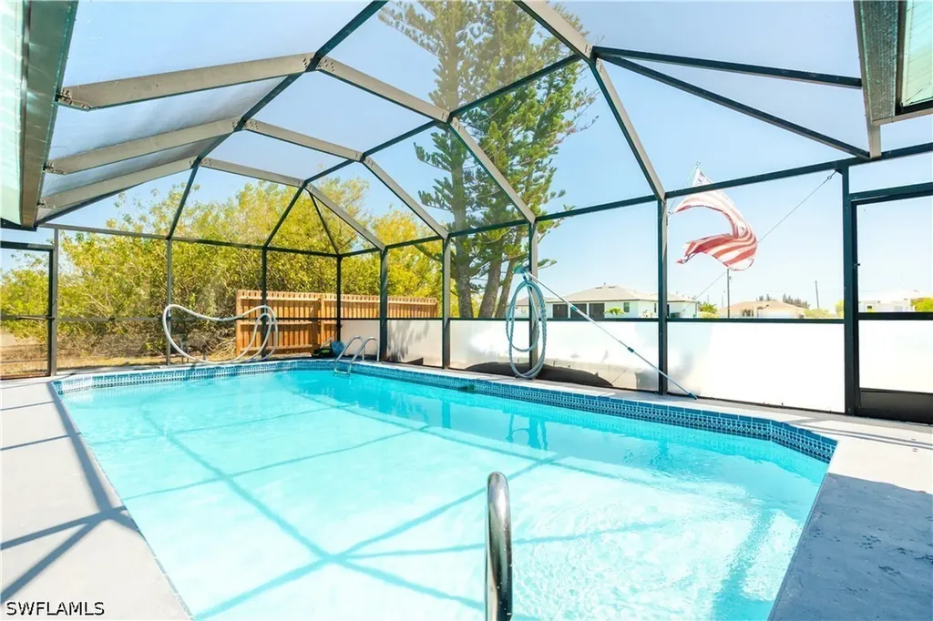 2908 NW 9th Terrace Cape Coral FL 33993