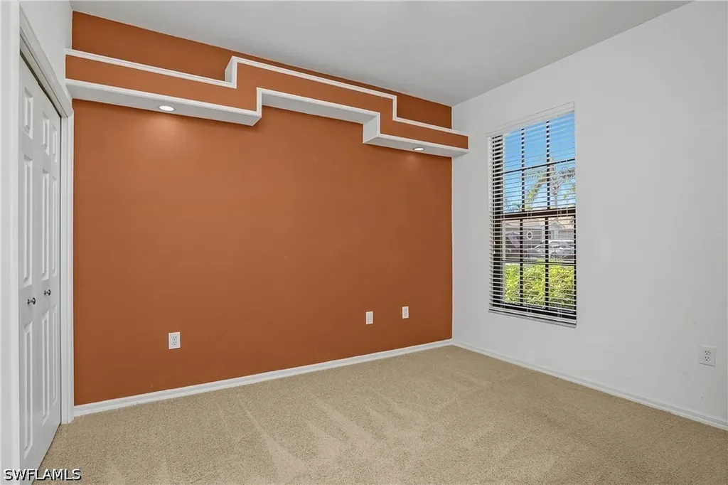 7820 Sandpine Court Naples FL 34104