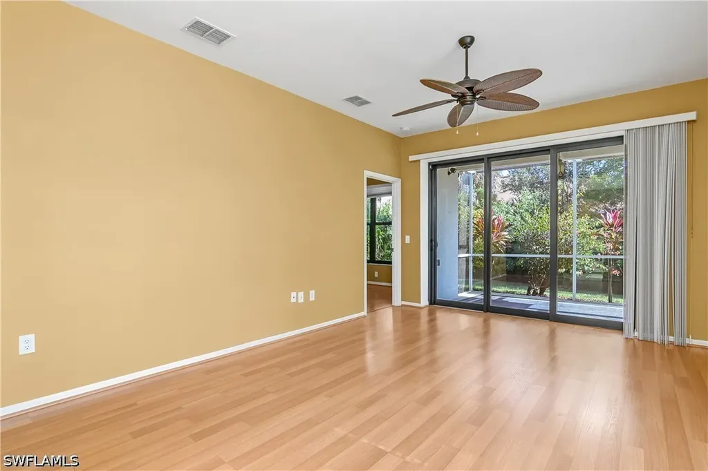 7820 Sandpine Court Naples FL 34104