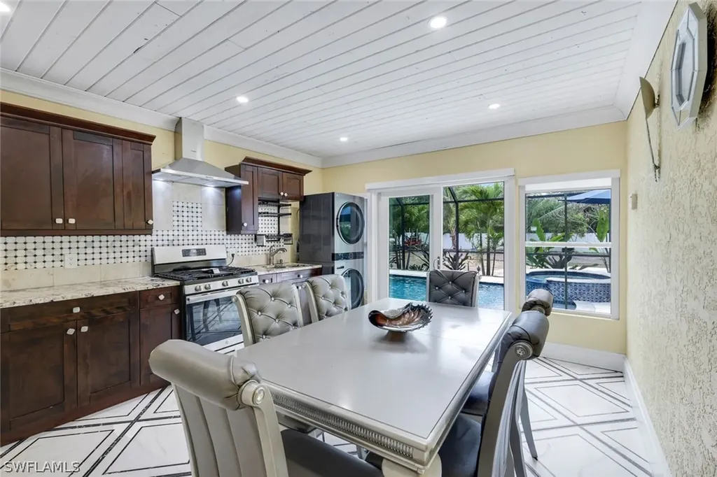 5140 17th Court SW Naples FL 34116