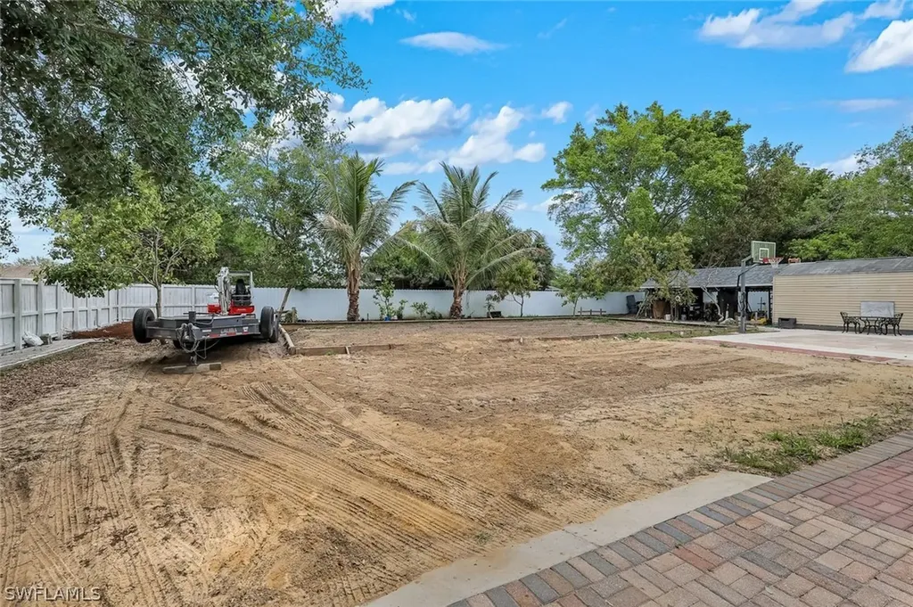 5140 17th Court SW Naples FL 34116