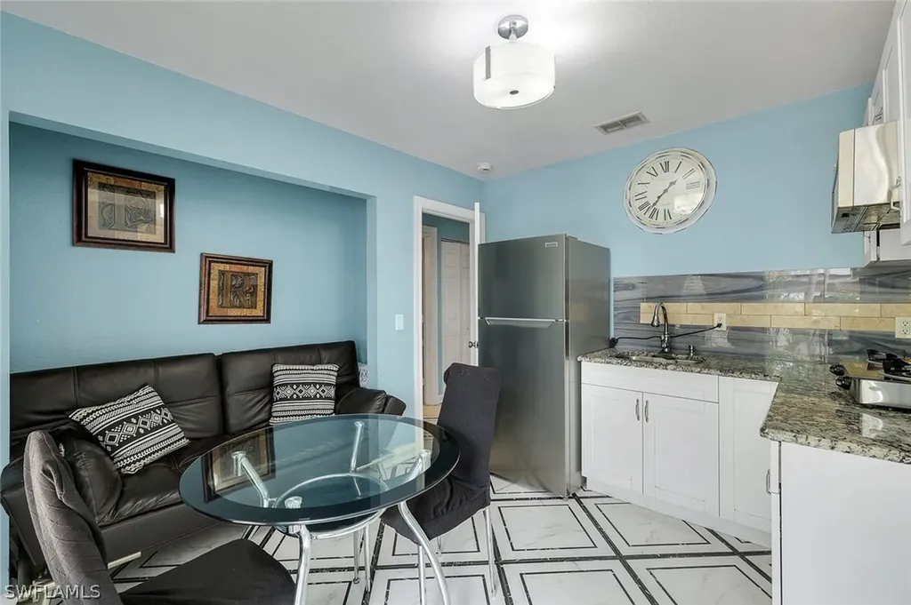 5140 17th Court SW Naples FL 34116