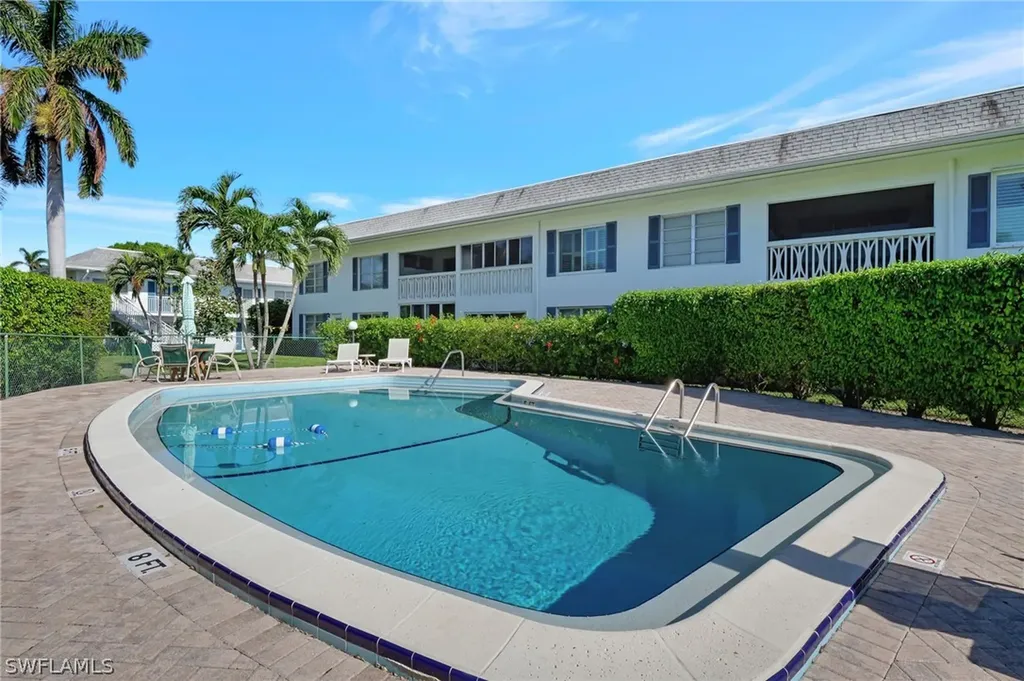 750 Mooring Lane Naples FL 34102