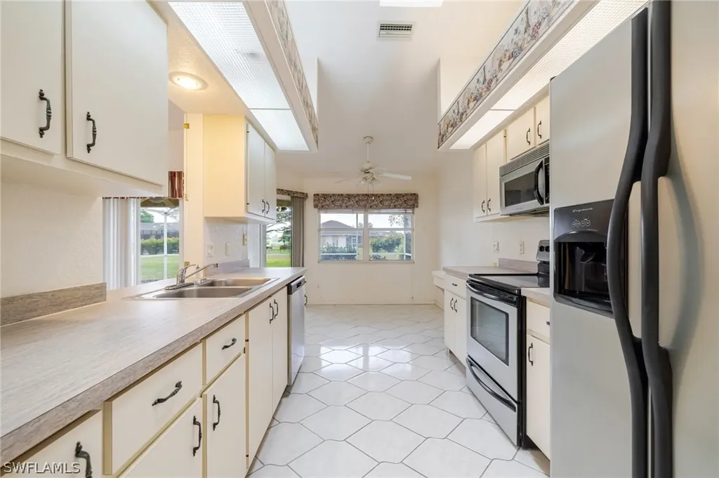 137 Acalypha Punta Gorda FL 33955