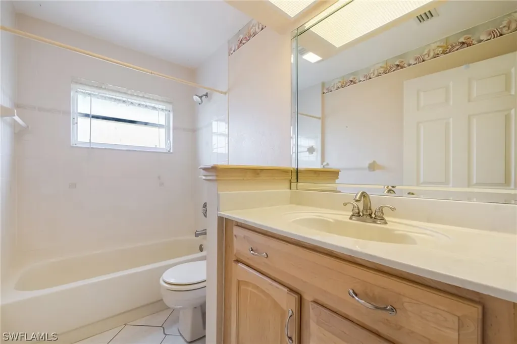 137 Acalypha Punta Gorda FL 33955