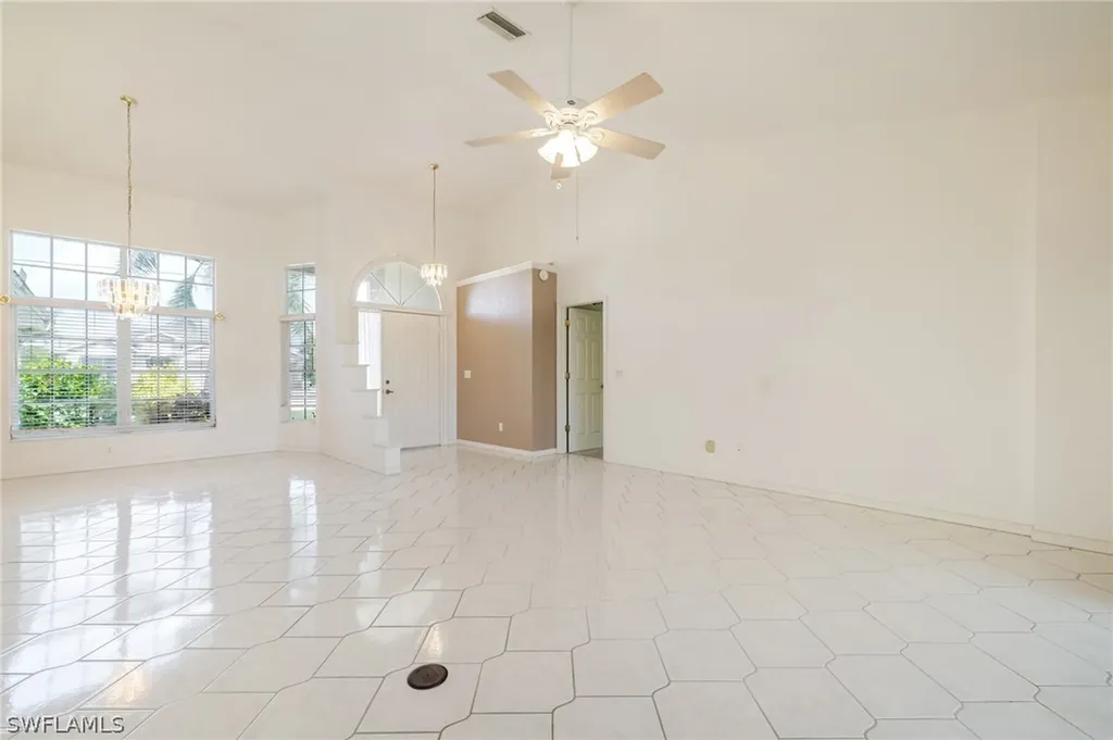 137 Acalypha Punta Gorda FL 33955