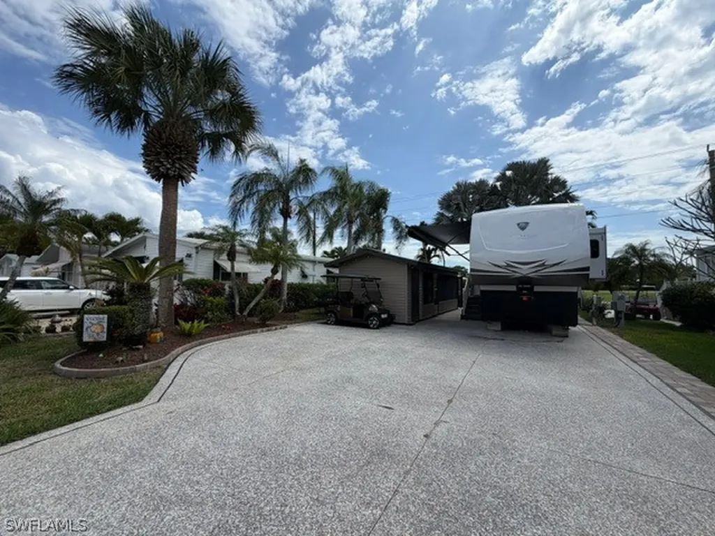 1113 Silver Lakes Boulevard Naples FL 34114