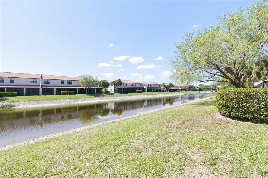 7577 Bristol Circle Naples FL 34120