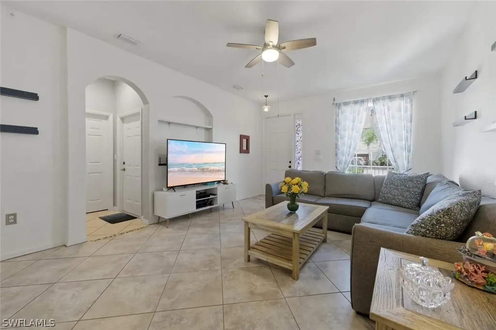 7577 Bristol Circle Naples FL 34120