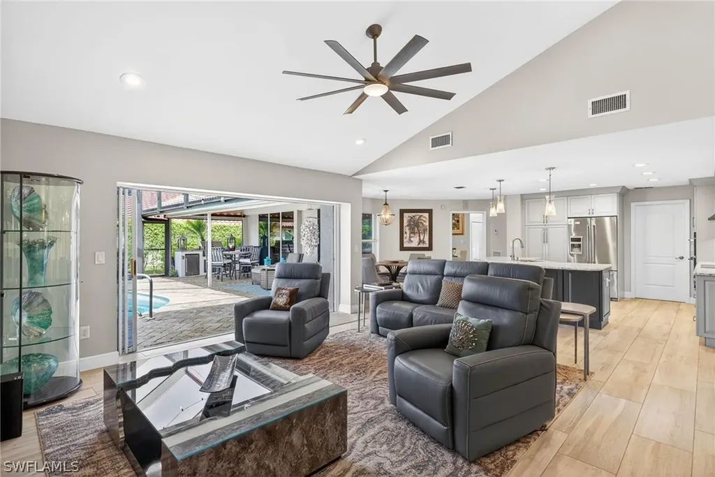 4348 Mourning Dove Drive Naples FL 34119