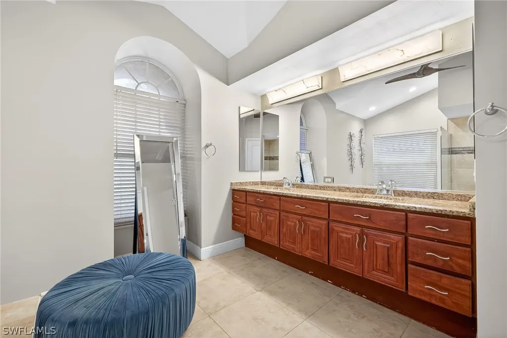 4348 Mourning Dove Drive Naples FL 34119