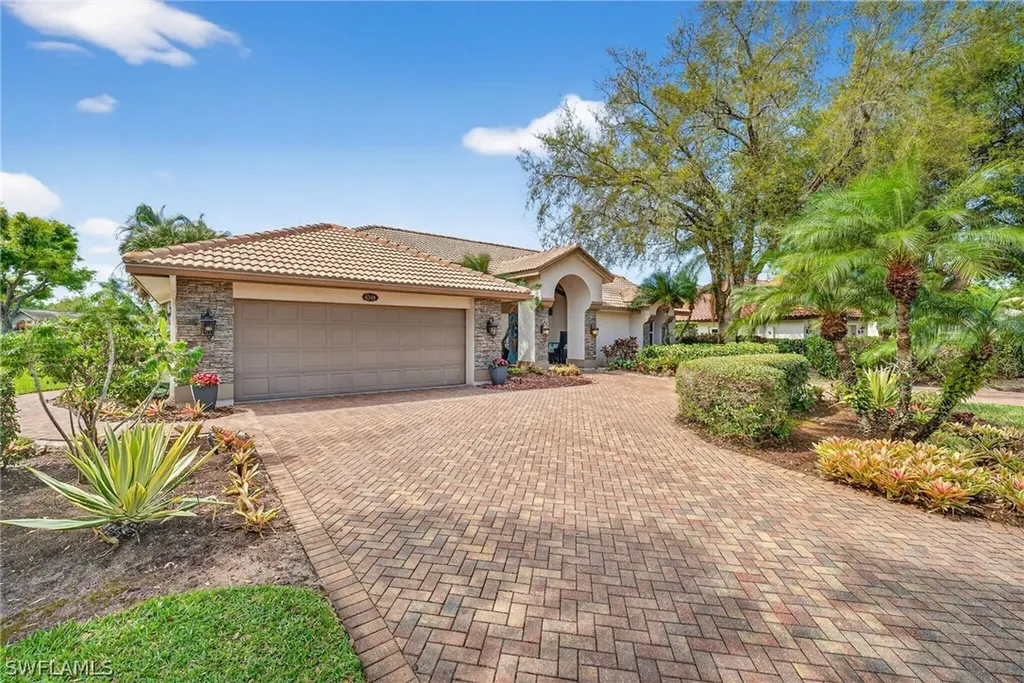 4348 Mourning Dove Drive Naples FL 34119