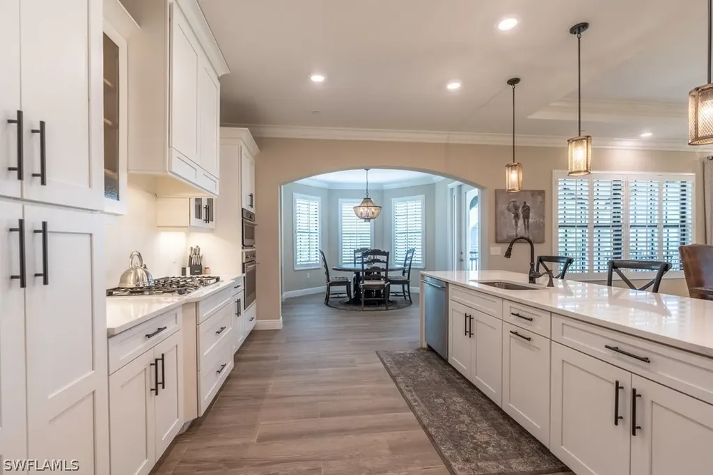 16375 Viansa Way Naples FL 34110
