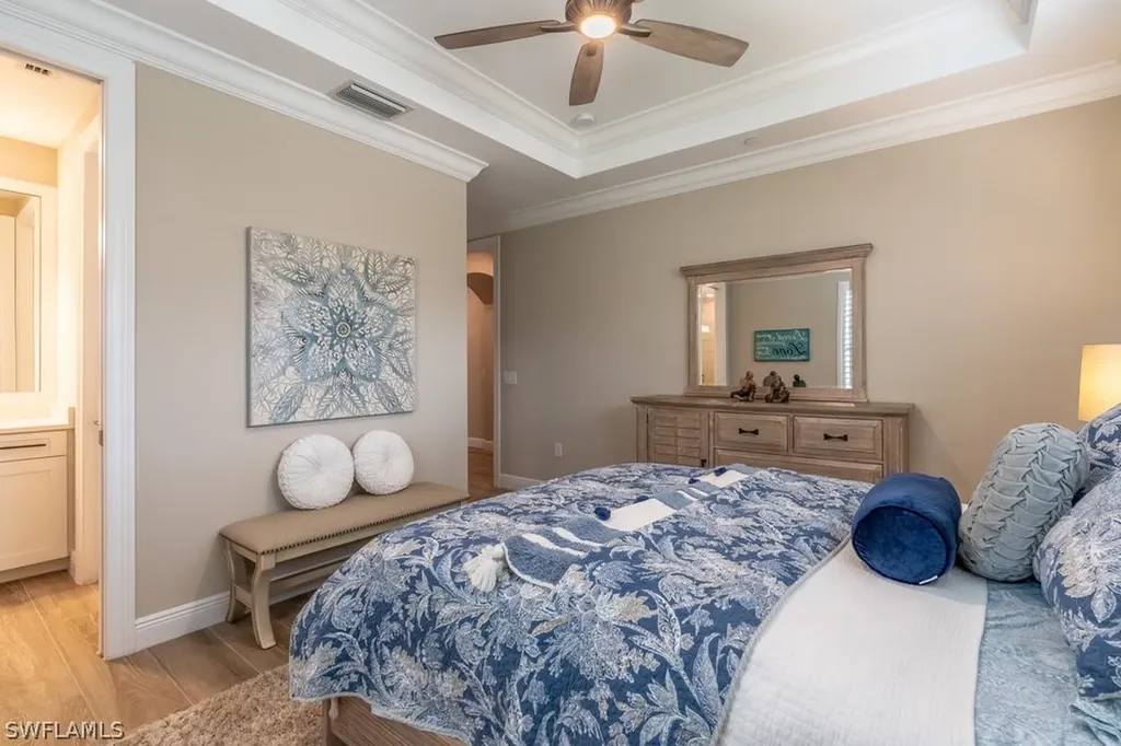 16375 Viansa Way Naples FL 34110
