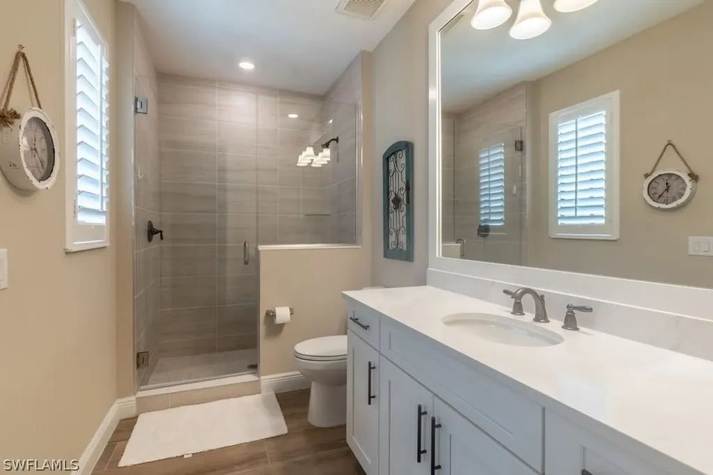 16375 Viansa Way Naples FL 34110