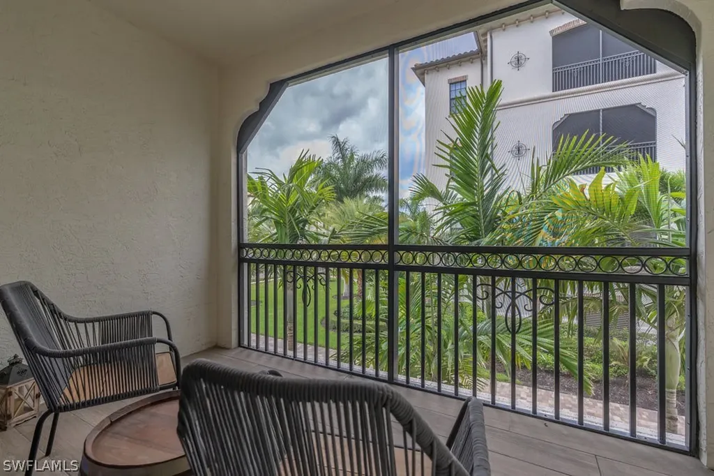 16375 Viansa Way Naples FL 34110