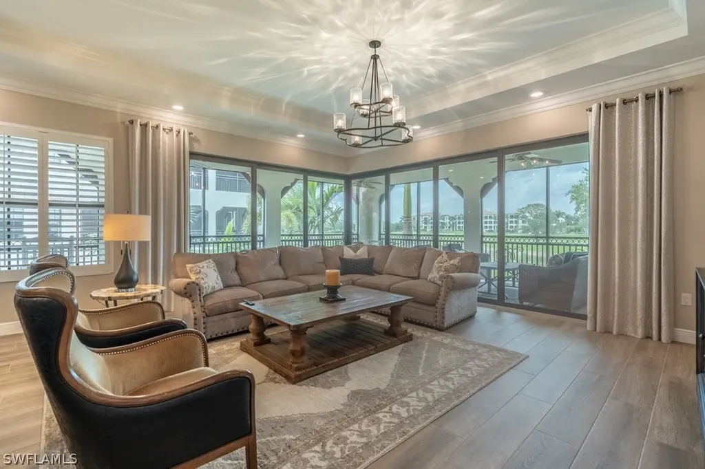 16375 Viansa Way Naples FL 34110