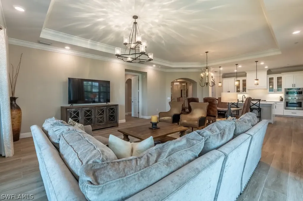 16375 Viansa Way Naples FL 34110