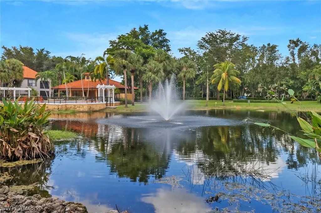 2130 Arbour Walk Circle Naples FL 34109