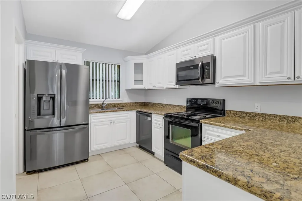 2130 Arbour Walk Circle Naples FL 34109