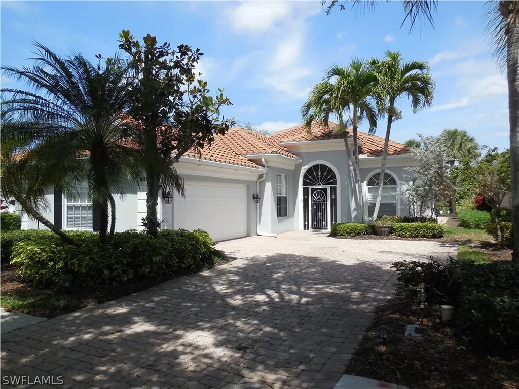5267 Hawkesbury Way Naples FL 34119