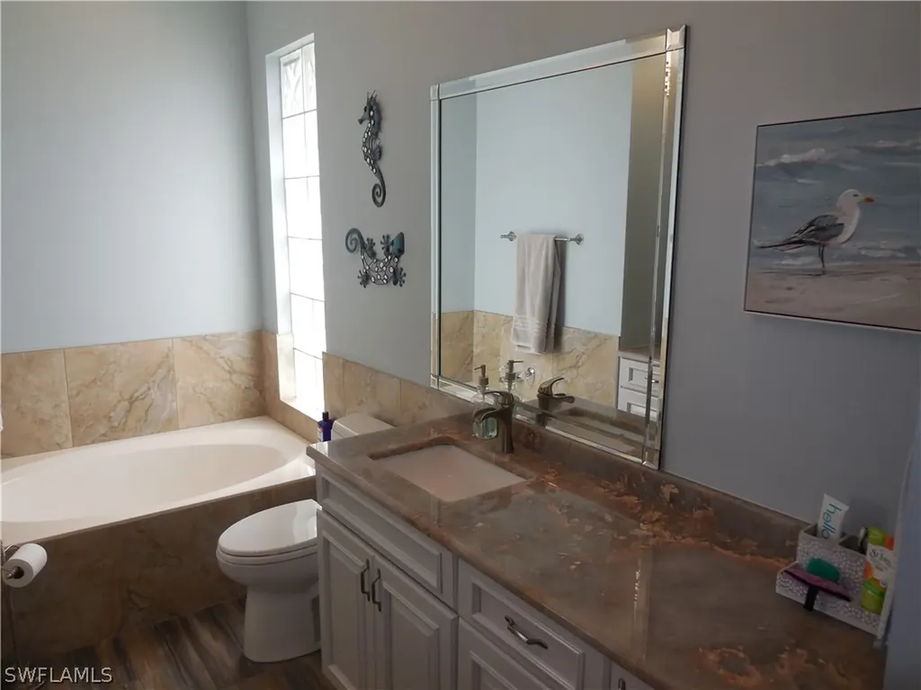 5267 Hawkesbury Way Naples FL 34119