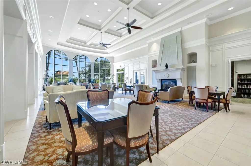 5267 Hawkesbury Way Naples FL 34119