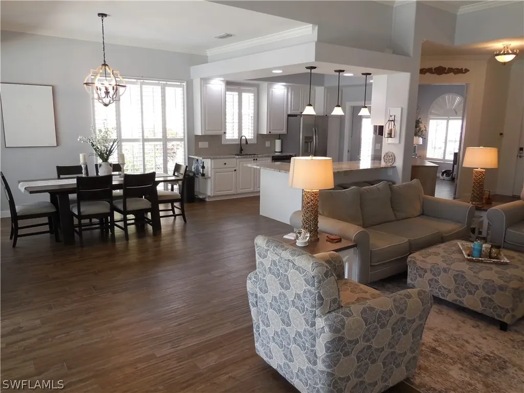 5267 Hawkesbury Way Naples FL 34119