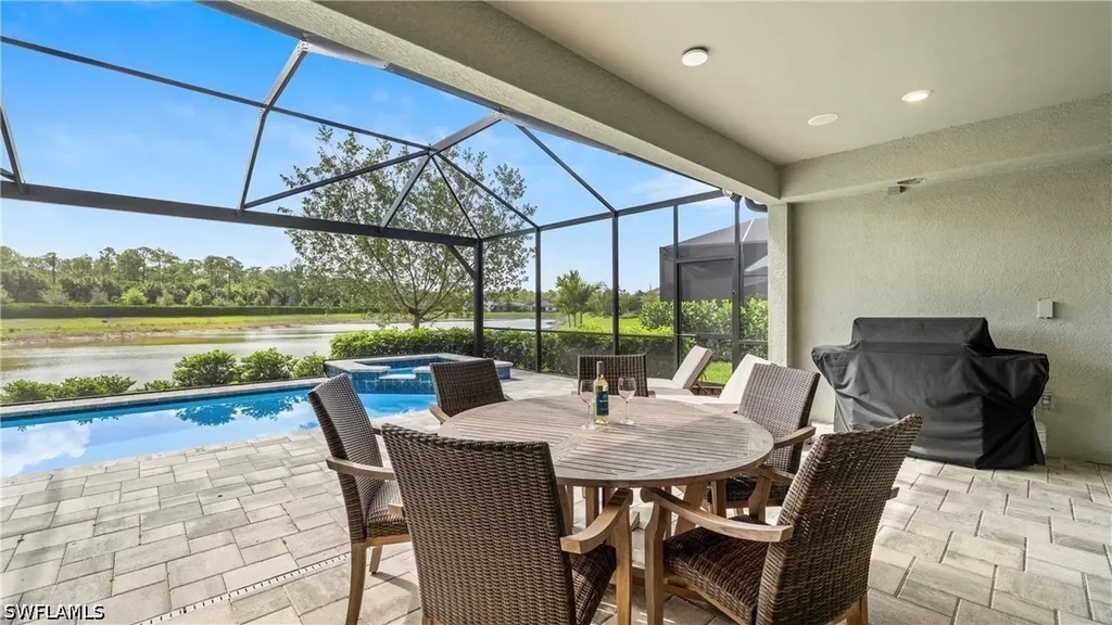 10428 Ventana Lane Naples FL 34120