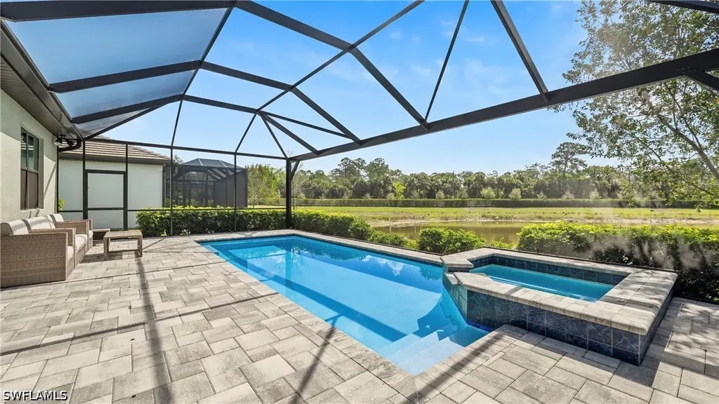 10428 Ventana Lane Naples FL 34120